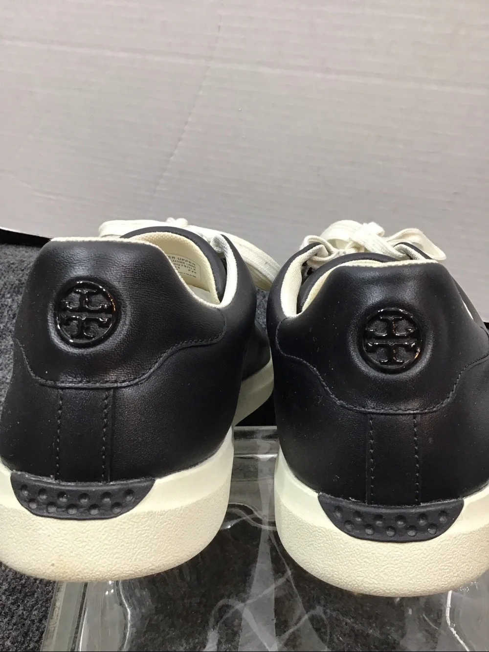 Tory Burch Black Leather Howell Low-Top lace up Sneakers 10M